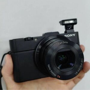Sony RX100 M2